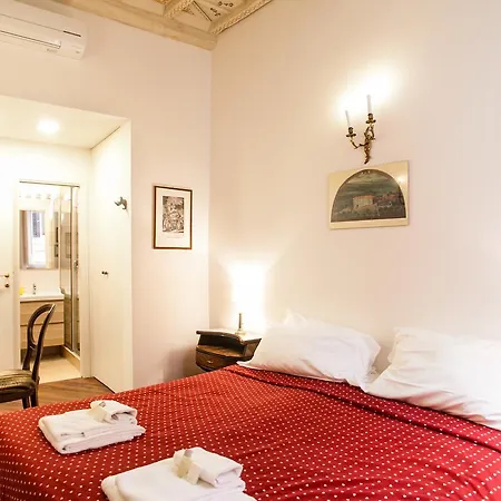 Vicolo Torretta - FromHometoRome-3